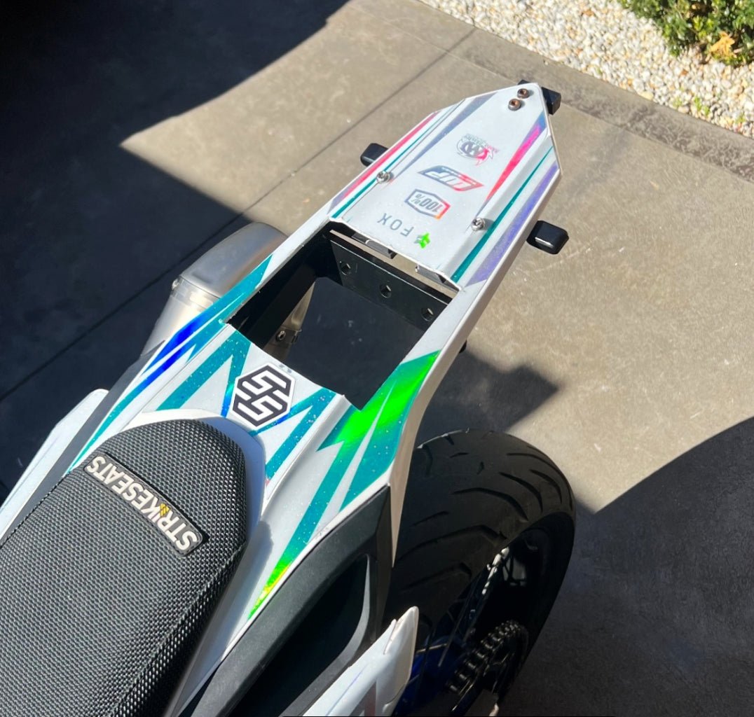 exhaust_protector - thebrapshop - headlight_vinyl - hoodie - t-shirt - legalize_wheelies - braap - braaap - brap - wheelie - supermoto - supermotard - sm - motard