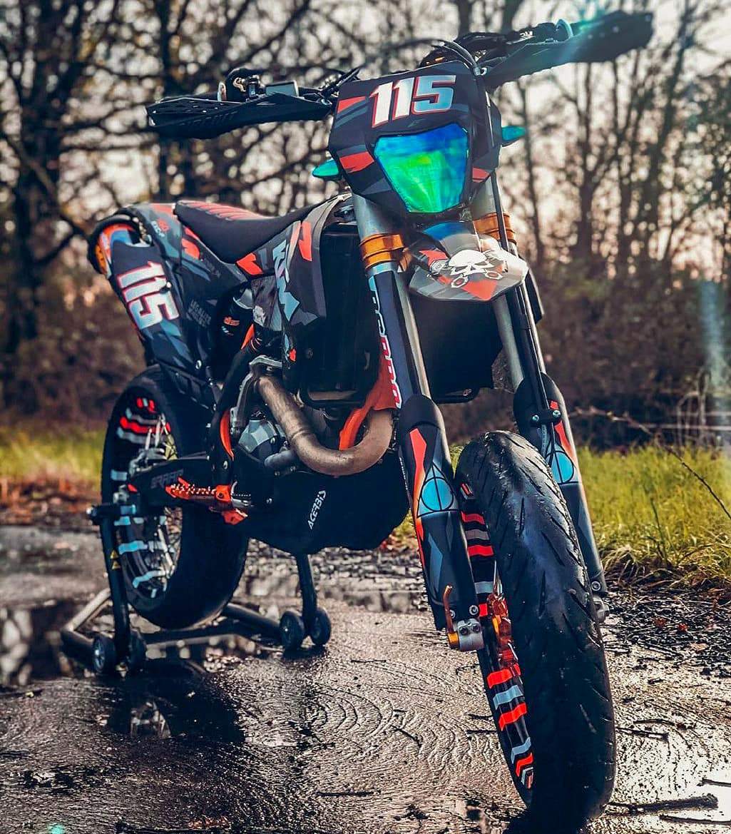 #exhaust_protector# - #thebrapshop# - #headlight_vinyl# - #hoodie# - #t-shirt# - #legalize_wheelies# - #braap# - #braaap# - #brap# - #wheelie# - #supermoto# - #supermotard# - #sm# - #motard#