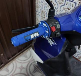 #exhaust_protector# - #thebrapshop# - #headlight_vinyl# - #hoodie# - #t-shirt# - #legalize_wheelies# - #braap# - #braaap# - #brap# - #wheelie# - #supermoto# - #supermotard# - #sm# - #motard#
