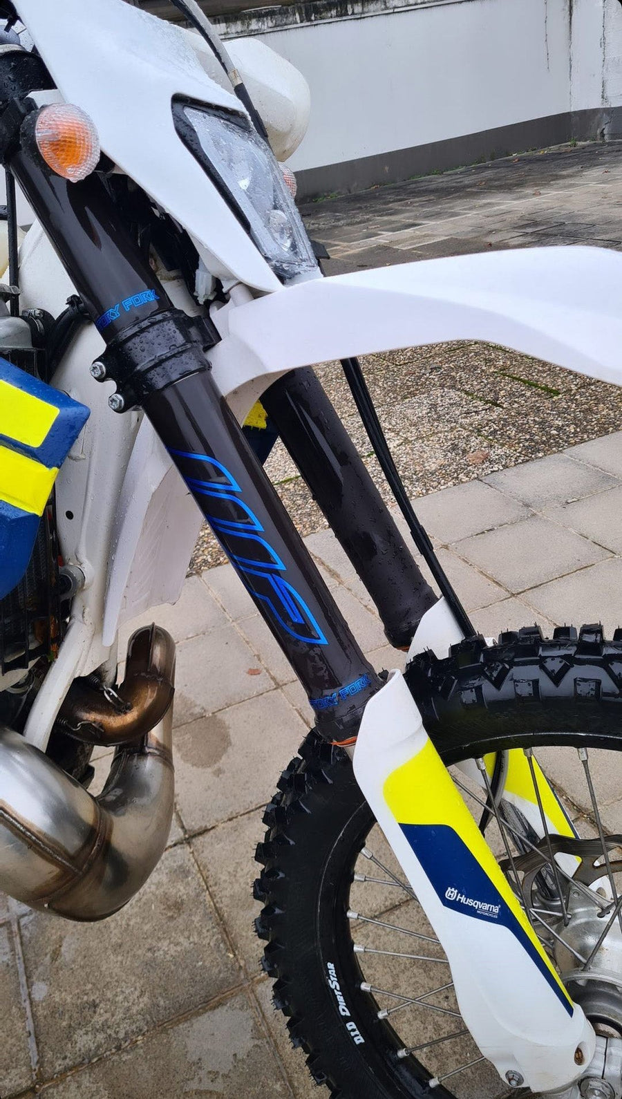 #exhaust_protector# - #thebrapshop# - #headlight_vinyl# - #hoodie# - #t-shirt# - #legalize_wheelies# - #braap# - #braaap# - #brap# - #wheelie# - #supermoto# - #supermotard# - #sm# - #motard#