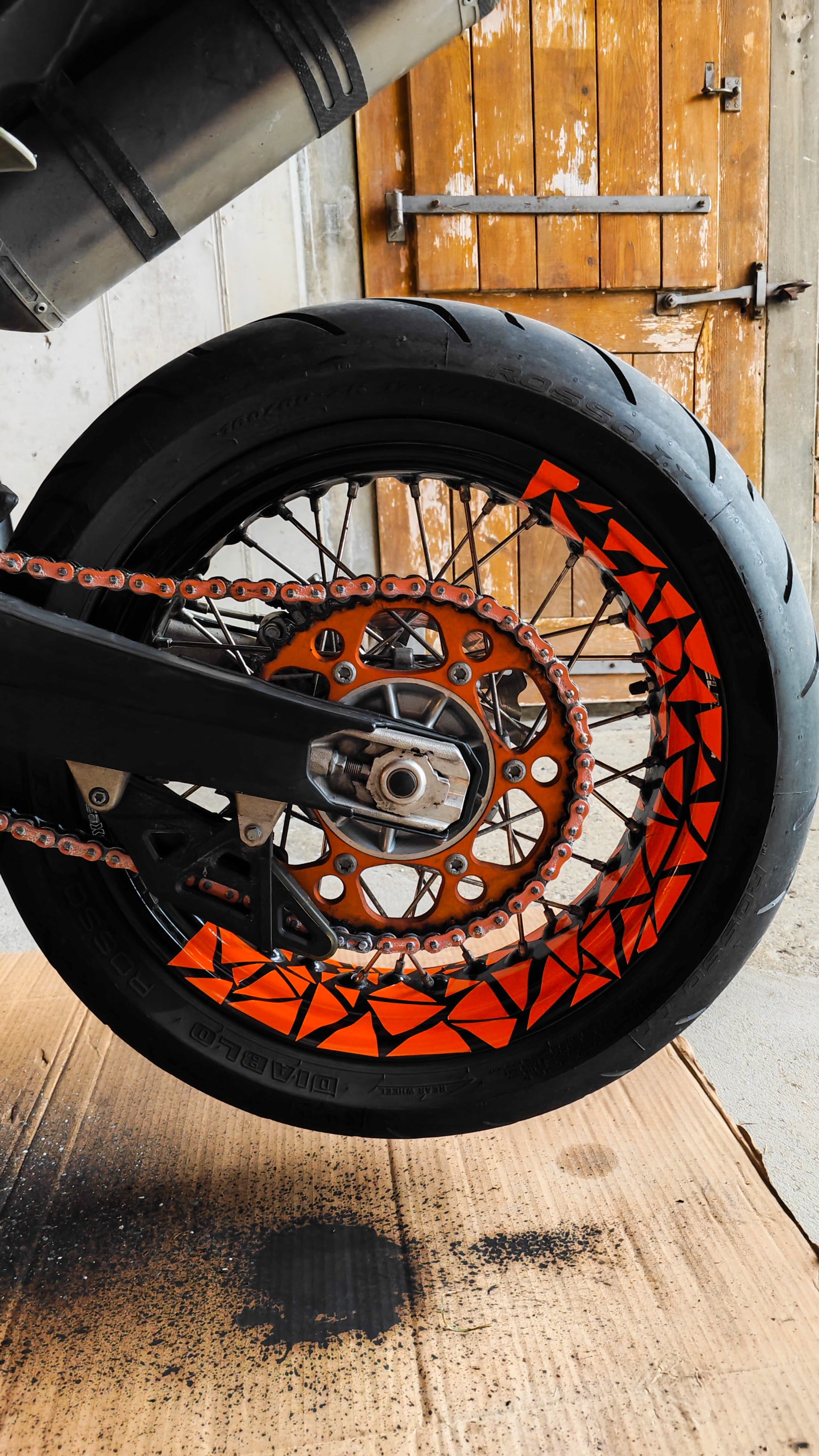 50/50 REFLECTIVE TRIANGLES RIMS STICKERS - Thebrapshop