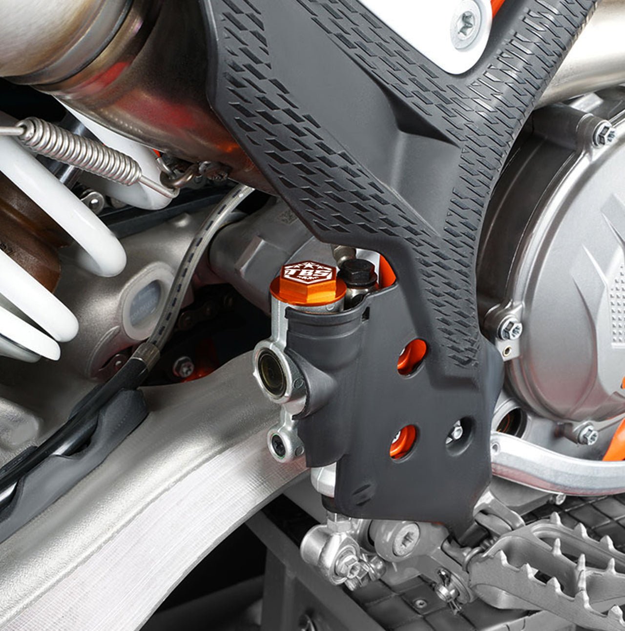ANODIZED REAR BRAKE CAPS - Thebrapshop