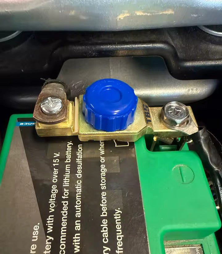 exhaust_protector - thebrapshop - headlight_vinyl - hoodie - t-shirt - legalize_wheelies - braap - braaap - brap - wheelie - supermoto - supermotard - sm - motard