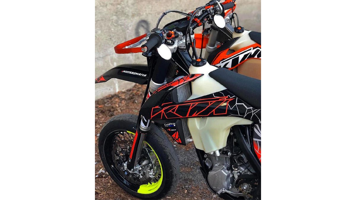 #exhaust_protector# - #thebrapshop# - #headlight_vinyl# - #hoodie# - #t-shirt# - #legalize_wheelies# - #braap# - #braaap# - #brap# - #wheelie# - #supermoto# - #supermotard# - #sm# - #motard#