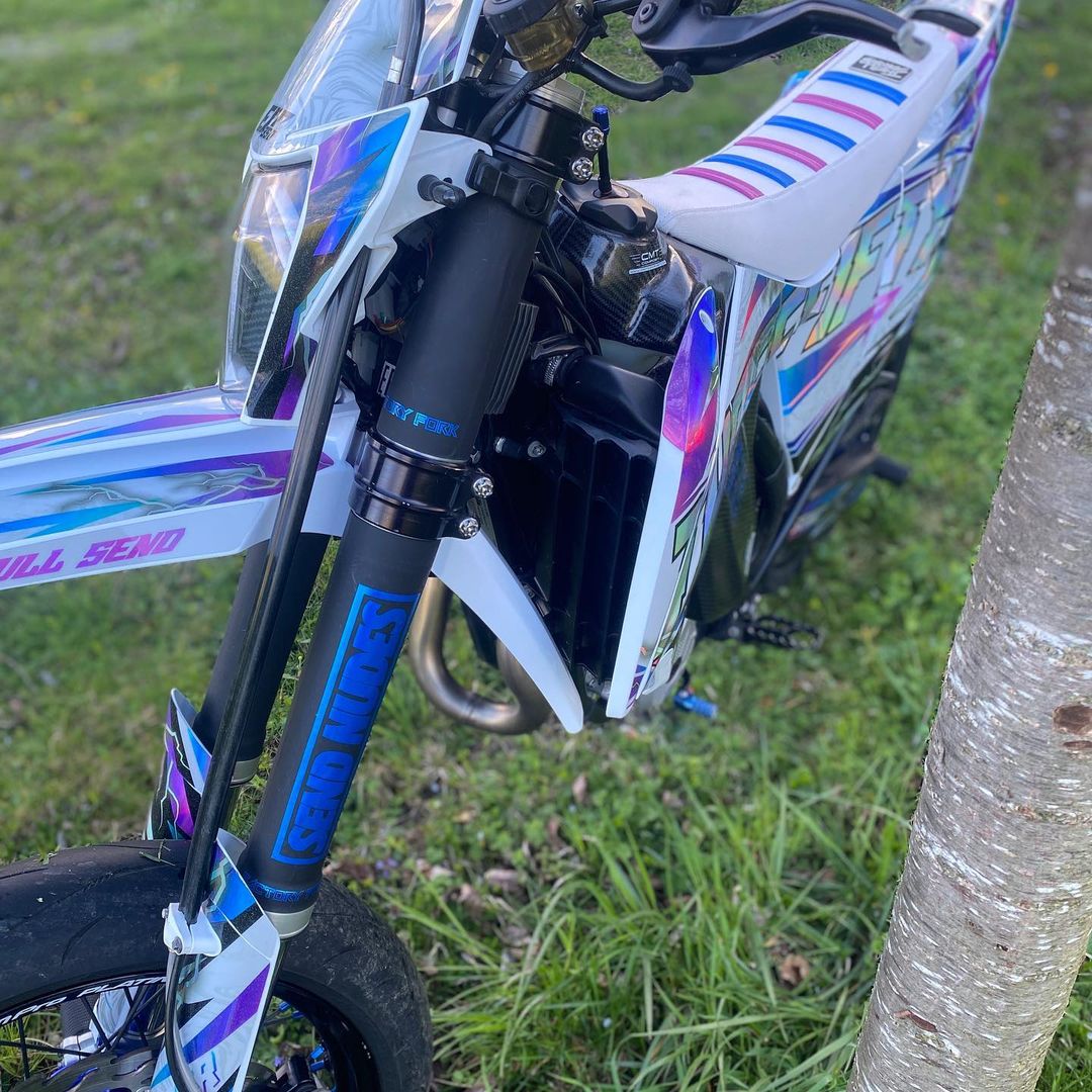 SEND NUDES FULL FORK KIT