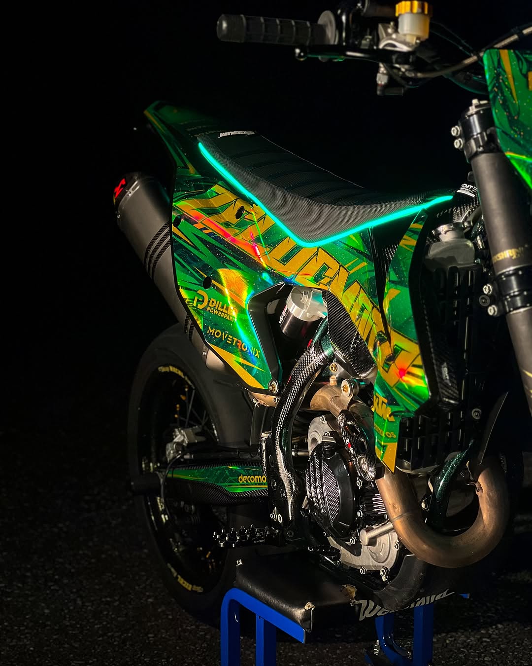 #exhaust_protector# - #thebrapshop# - #headlight_vinyl# - #hoodie# - #t-shirt# - #legalize_wheelies# - #braap# - #braaap# - #brap# - #wheelie# - #supermoto# - #supermotard# - #sm# - #motard#
