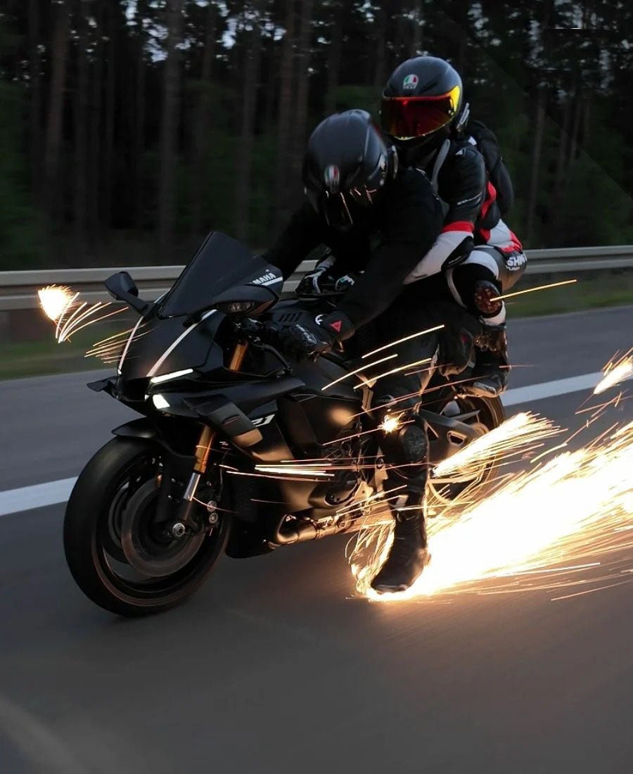 exhaust_protector - thebrapshop - headlight_vinyl - hoodie - t-shirt - legalize_wheelies - braap - braaap - brap - wheelie - supermoto - supermotard - sm - motard