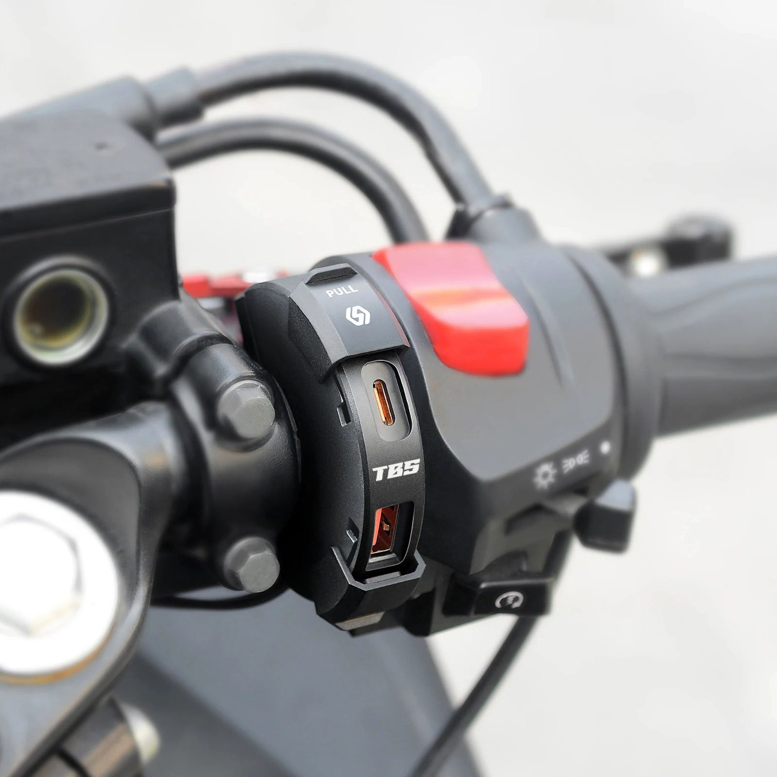 HANDLEBAR FAST CHARGE SUPERCHARGER - Thebrapshop