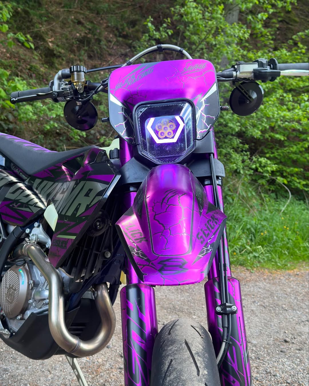 HUSKY RGBW HEXBEAM 4.0 - Thebrapshop
