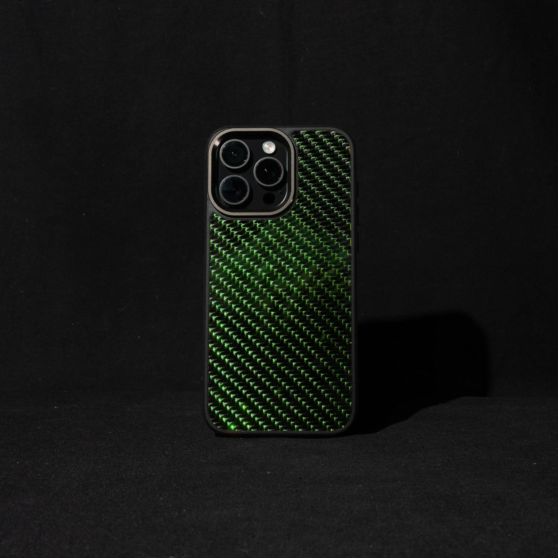 IPHONE CARBON FIBER PHONE CASE - Thebrapshop