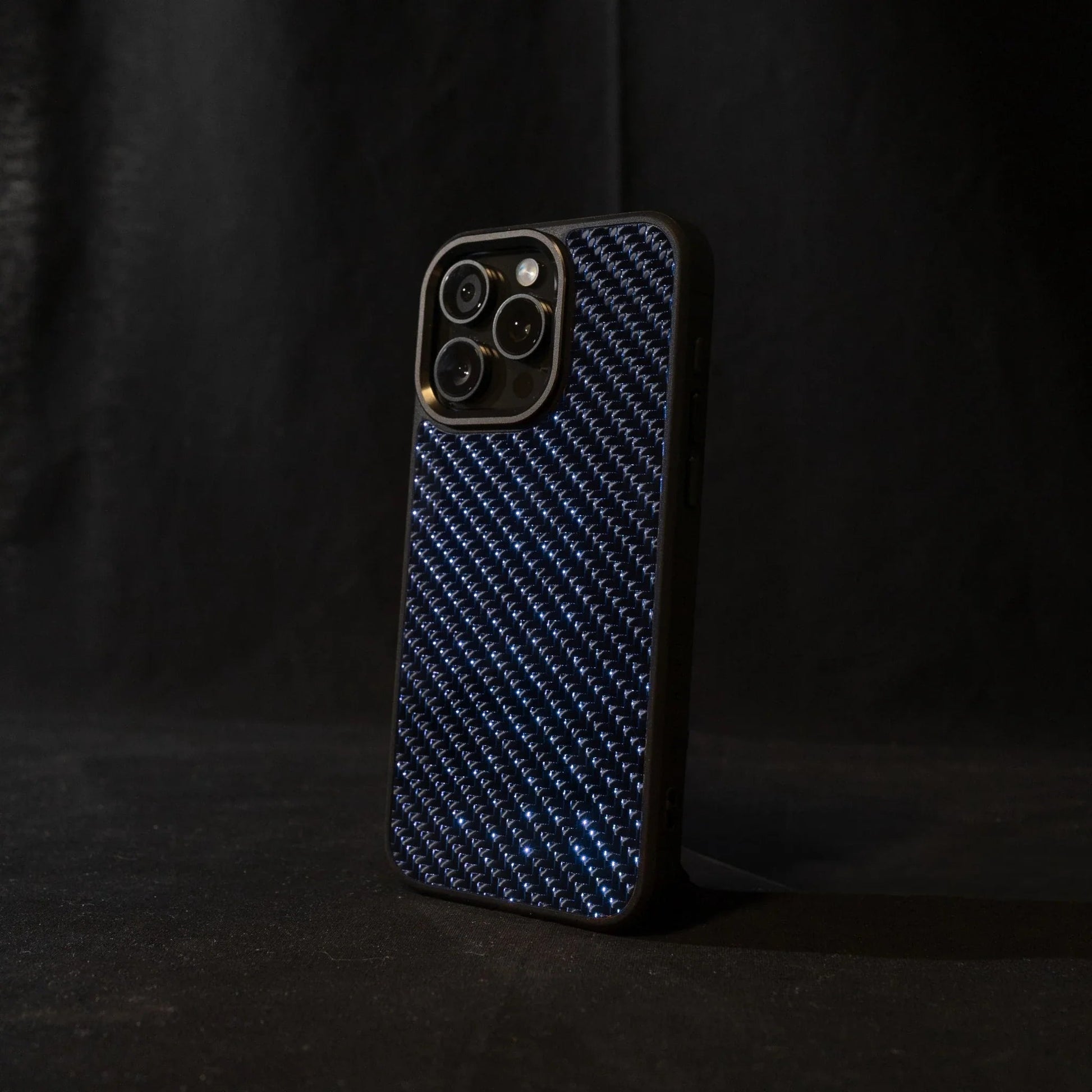 IPHONE CARBON FIBER PHONE CASE - Thebrapshop