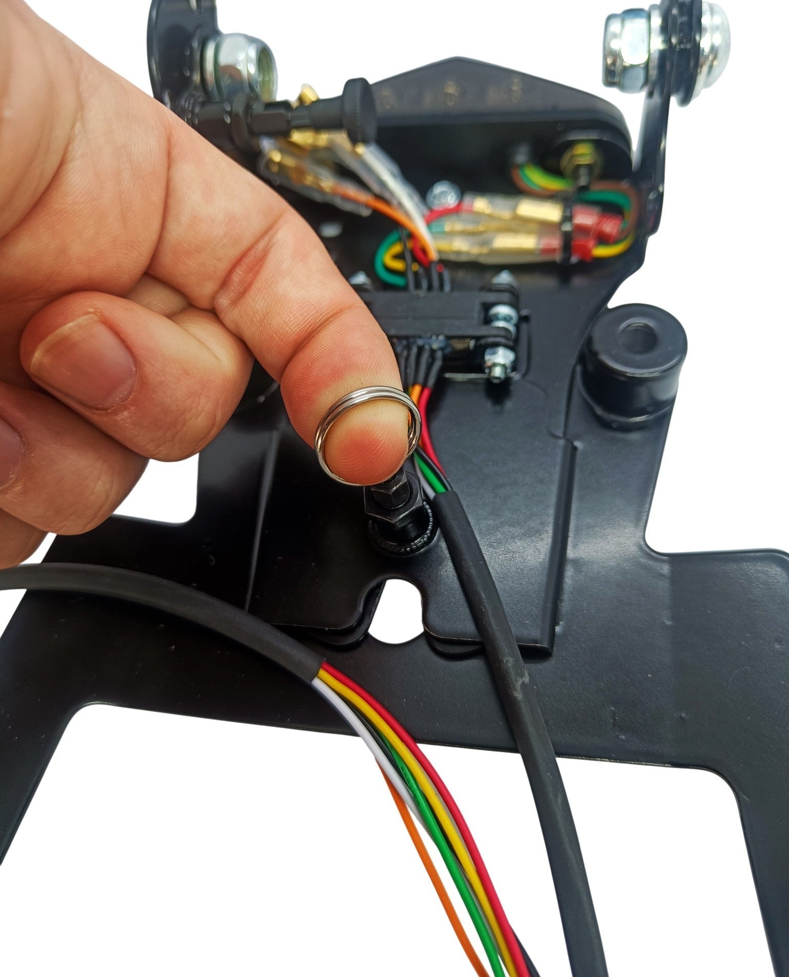 QUICK RELEASE RETRACTABLE PLATE HOLDER - Thebrapshop