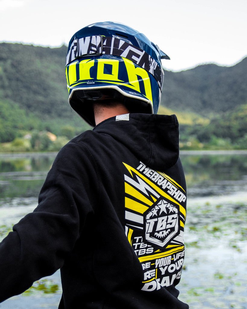 RACE YOUR LIFE HOODIES – Thebrapshop