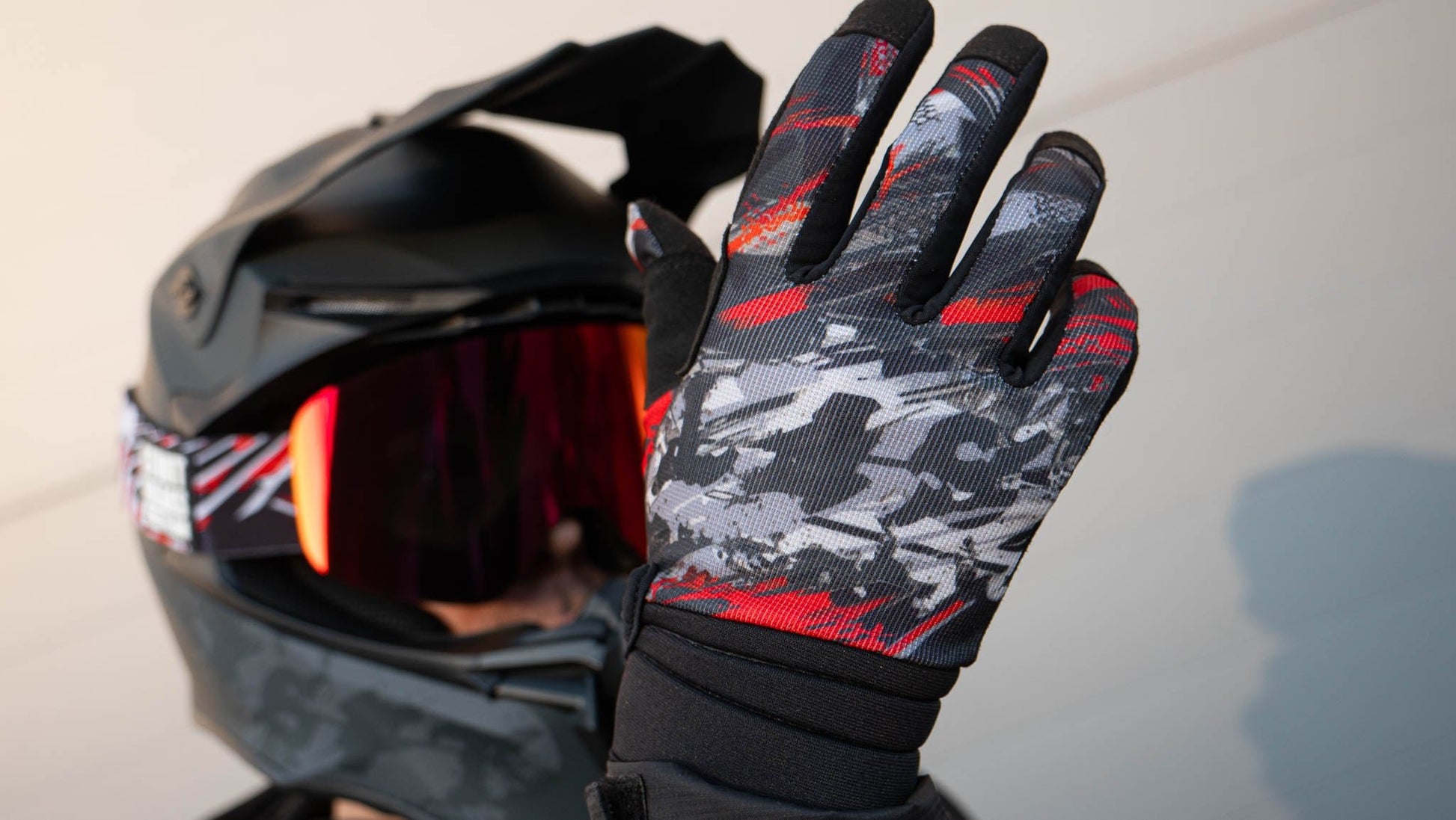 FLATOUT GLOVES - Thebrapshop