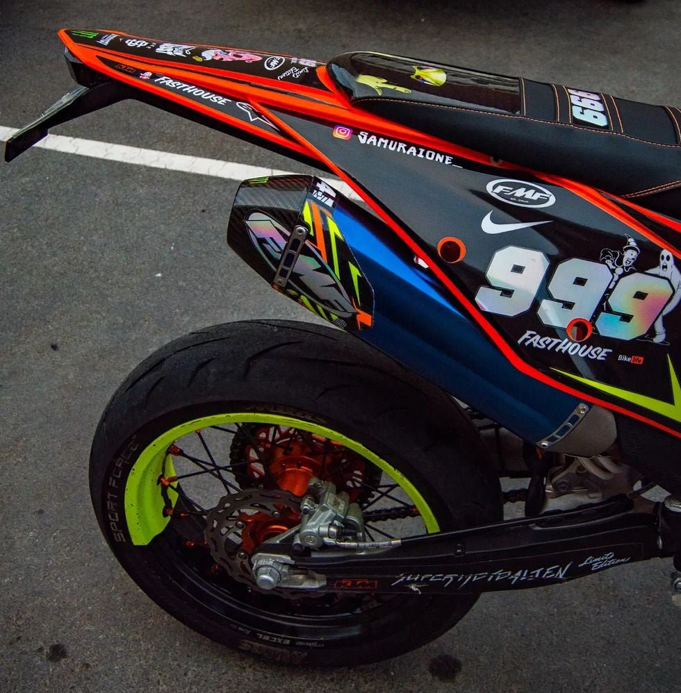 FMF HOLO/NEON STICKERS - Thebrapshop