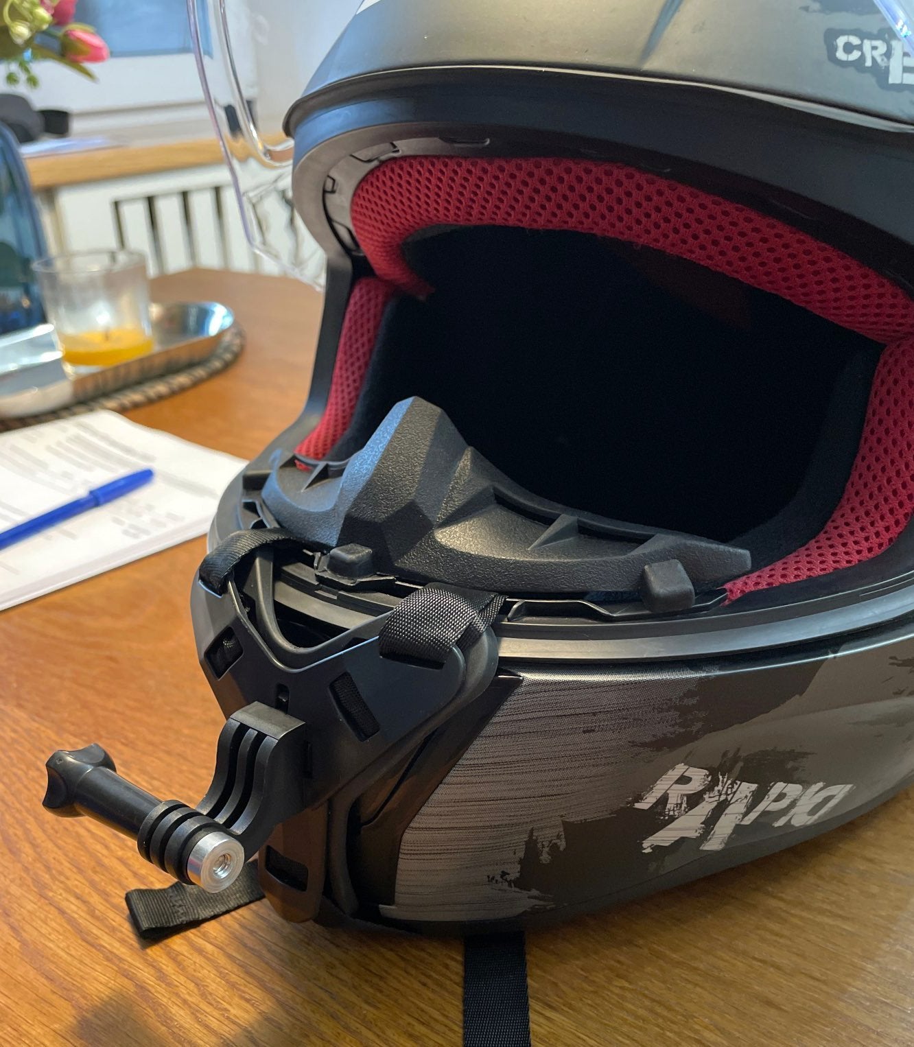 HELMET CHIN MOUNT - Thebrapshop