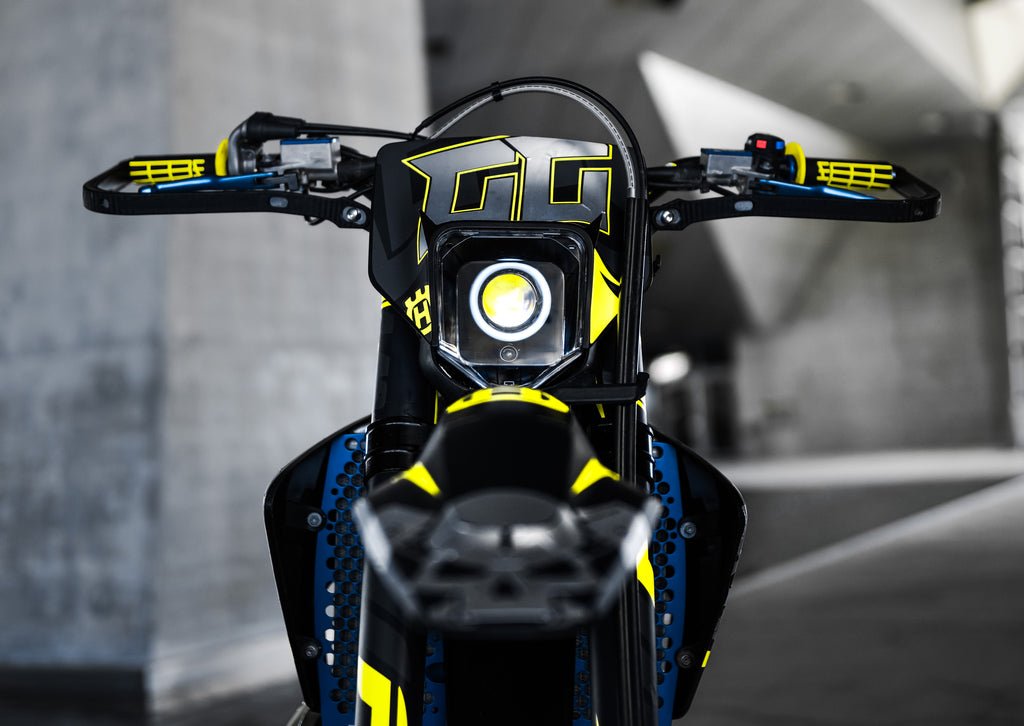 HUSKY LOCCI'S EYE 1.0 - Thebrapshop