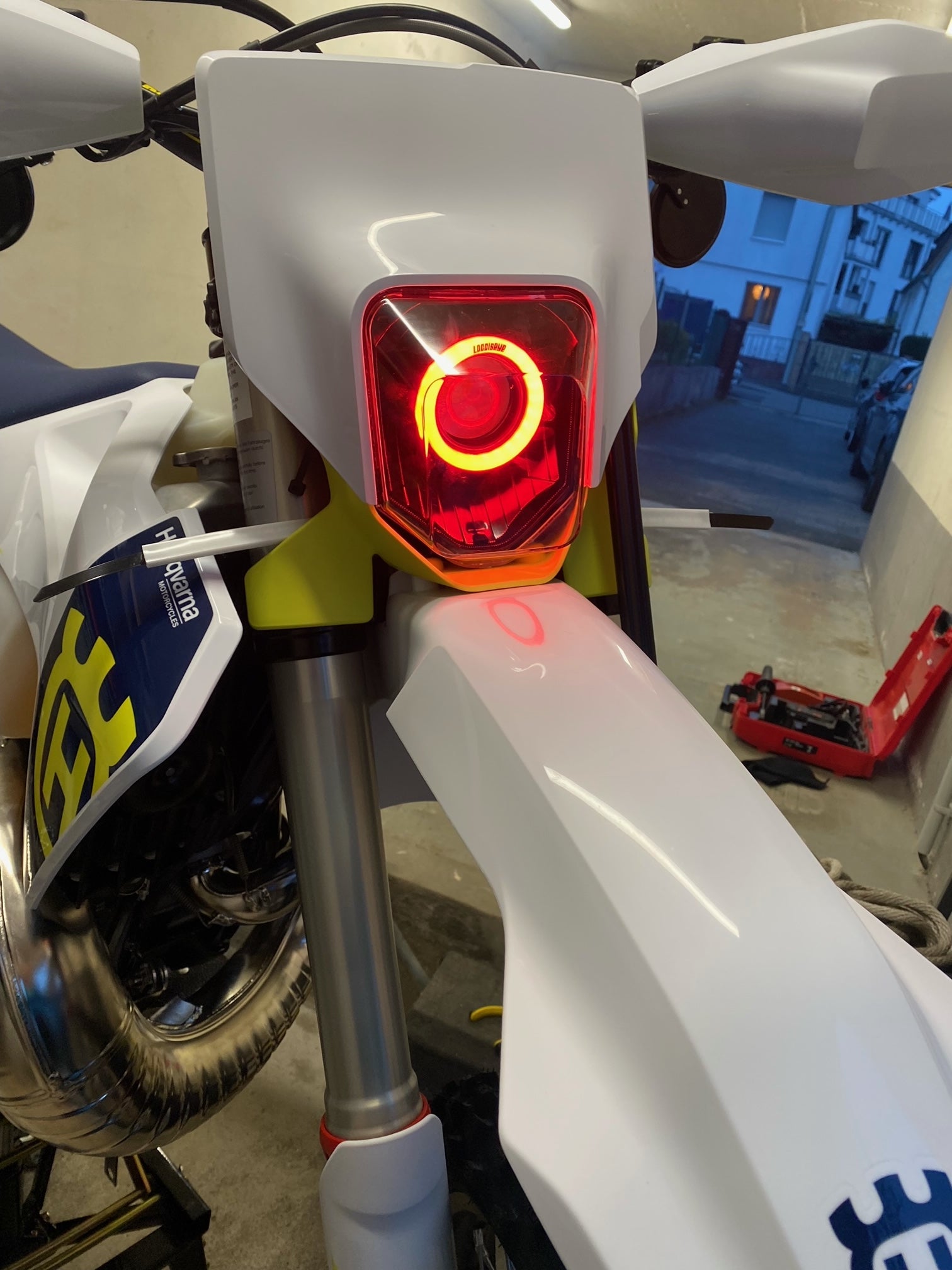 HUSKY RGB LOCCI'S EYE 3.0 - Thebrapshop