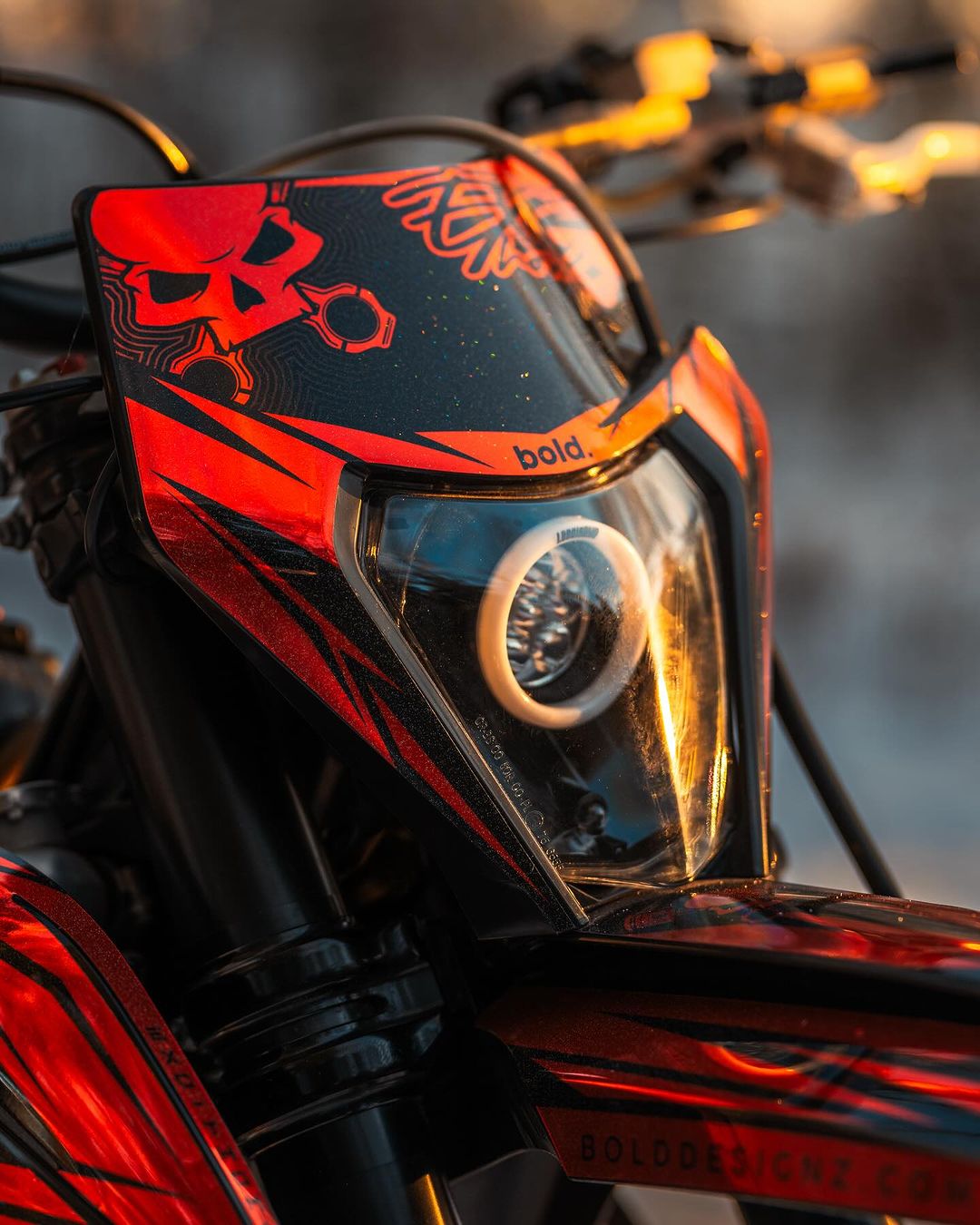 KTM RGBW LOCCI'S EYE 4.0 - Thebrapshop