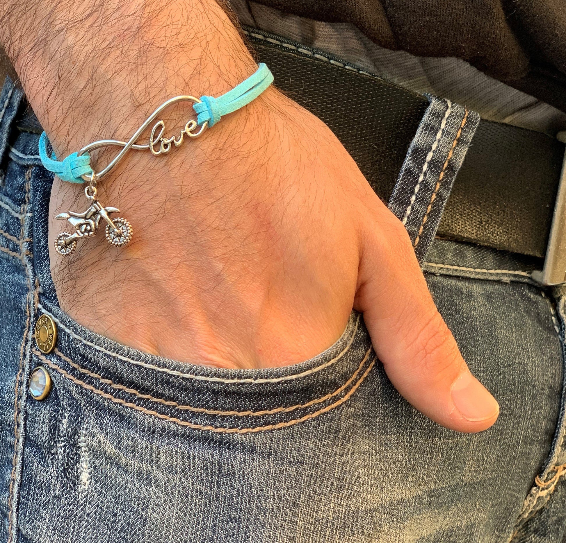 LOVE MOTO CHARM BRACELETS - Thebrapshop