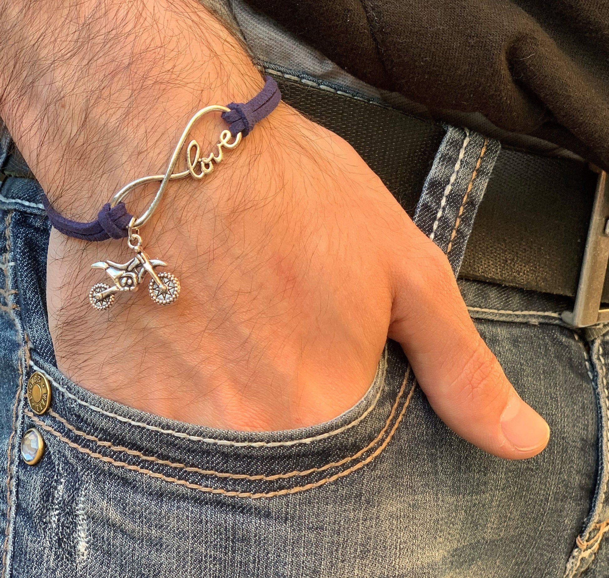 LOVE MOTO CHARM BRACELETS - Thebrapshop