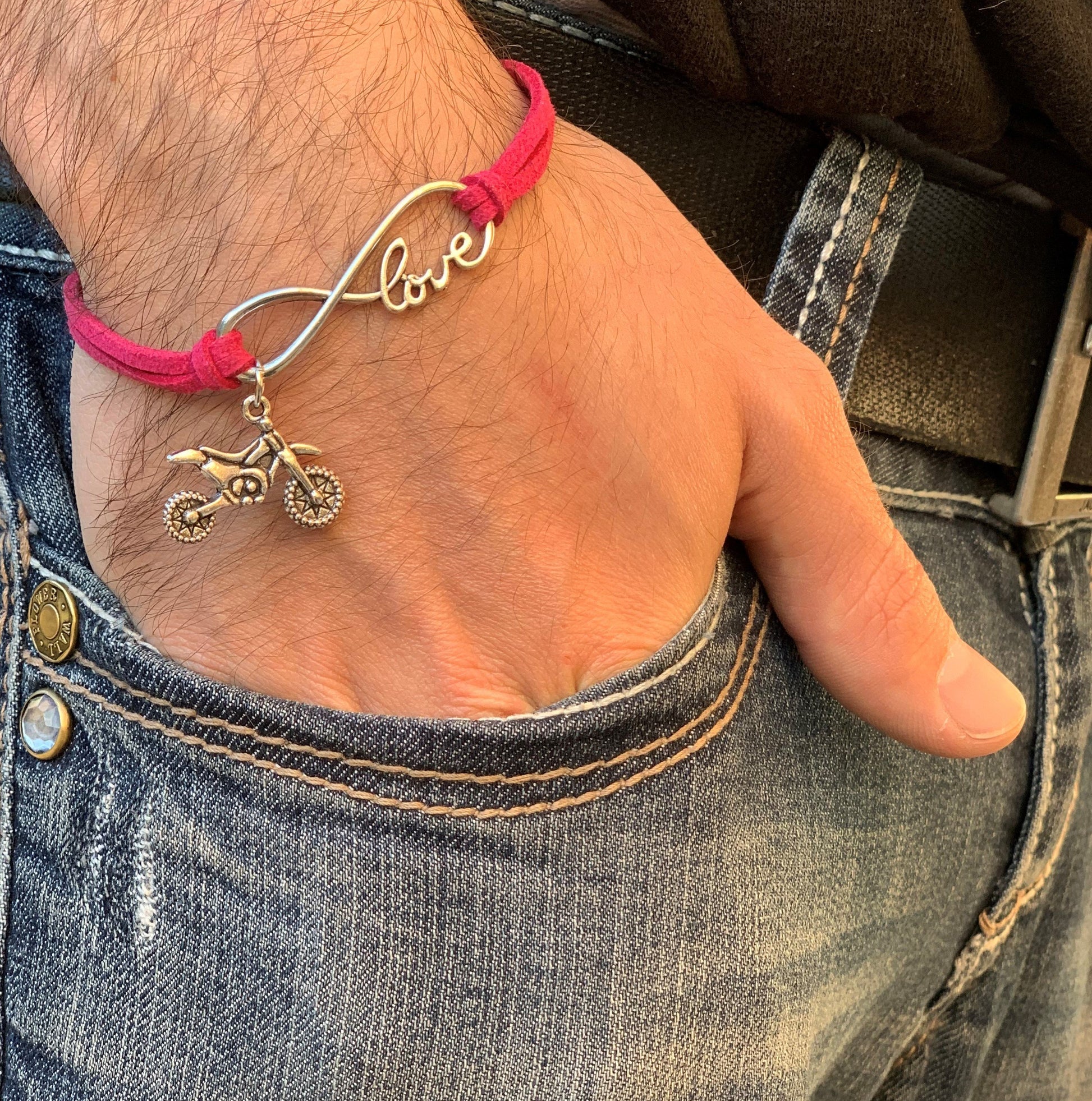 LOVE MOTO CHARM BRACELETS - Thebrapshop