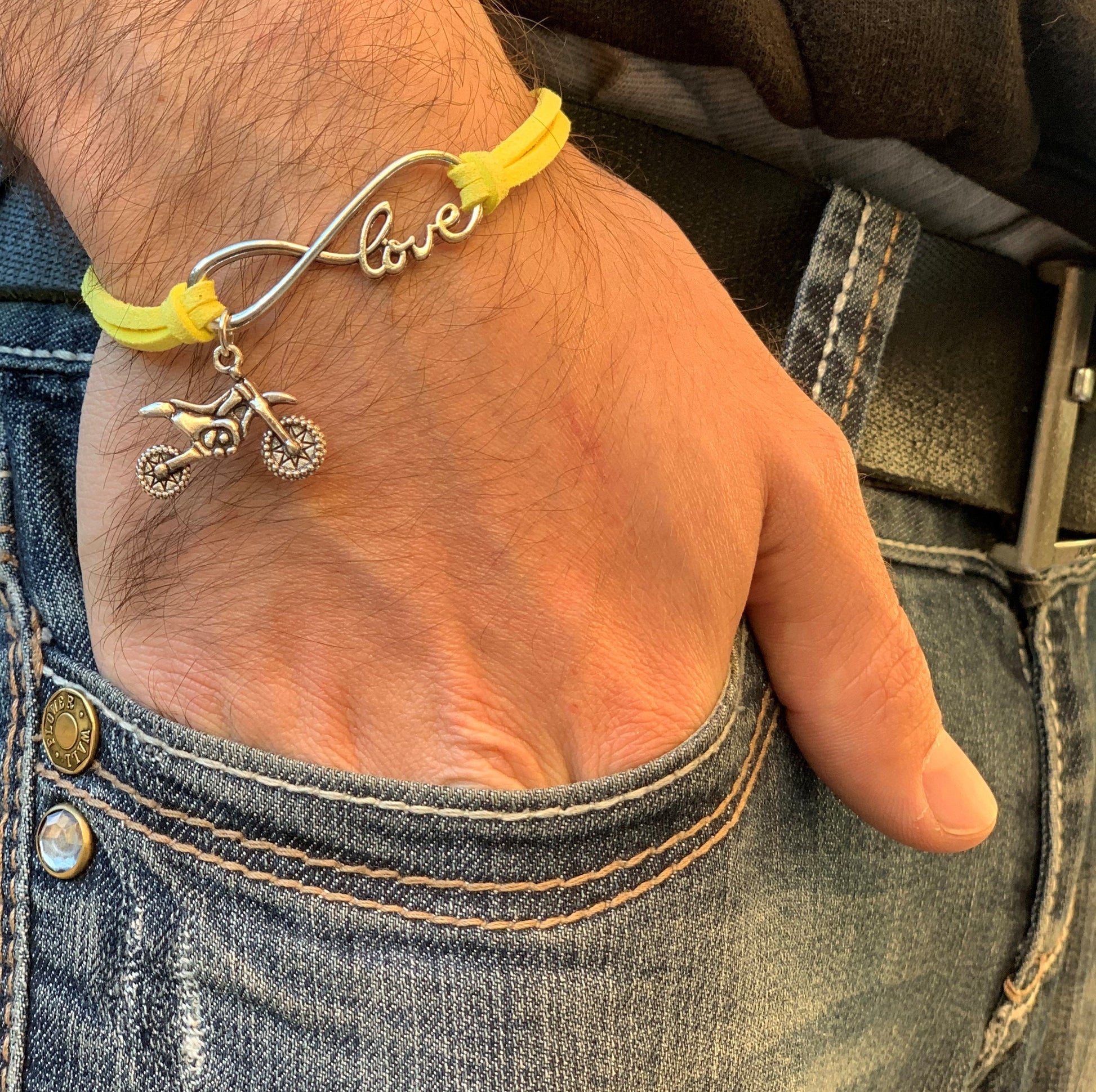 LOVE MOTO CHARM BRACELETS - Thebrapshop