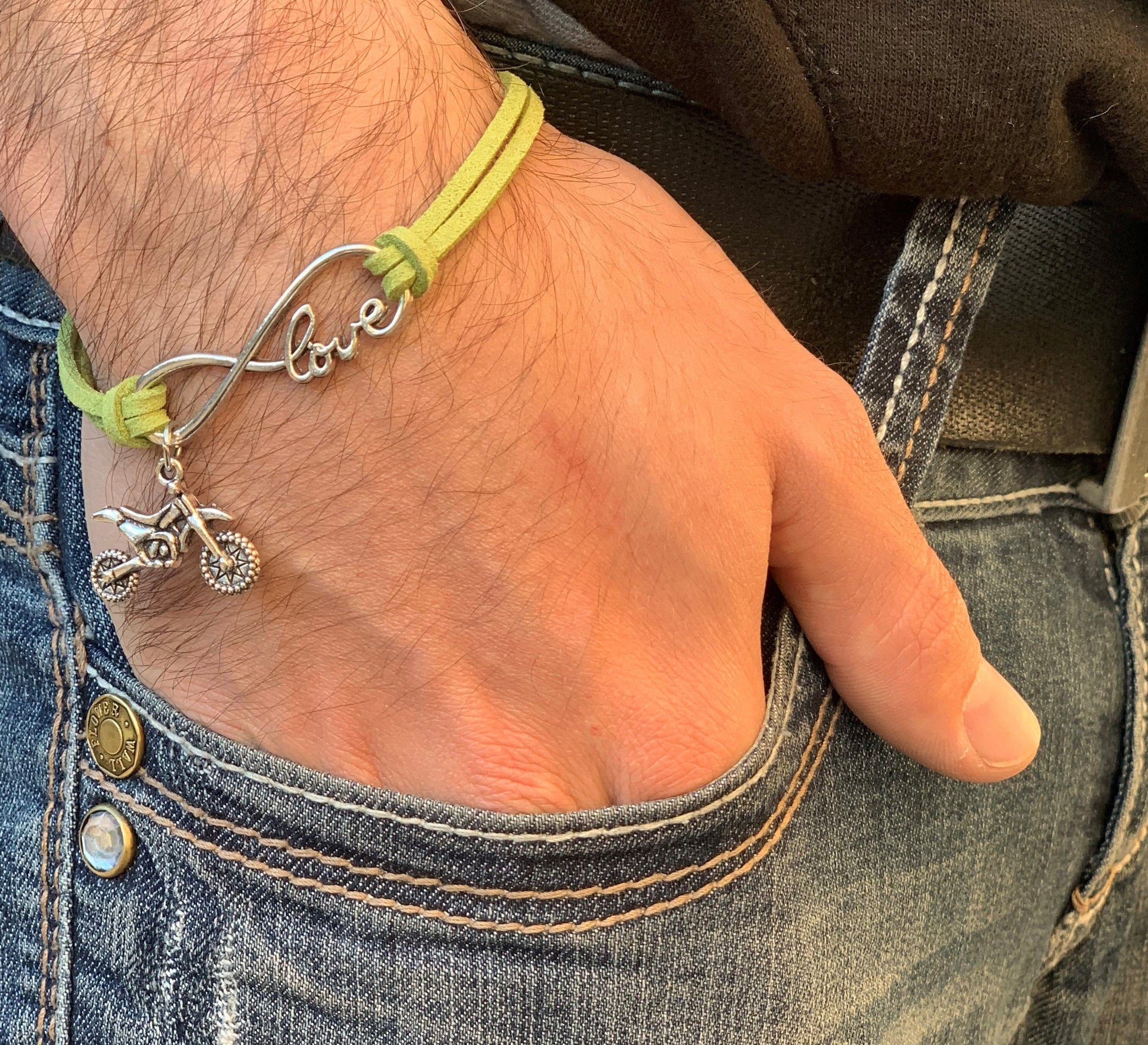 LOVE MOTO CHARM BRACELETS - Thebrapshop