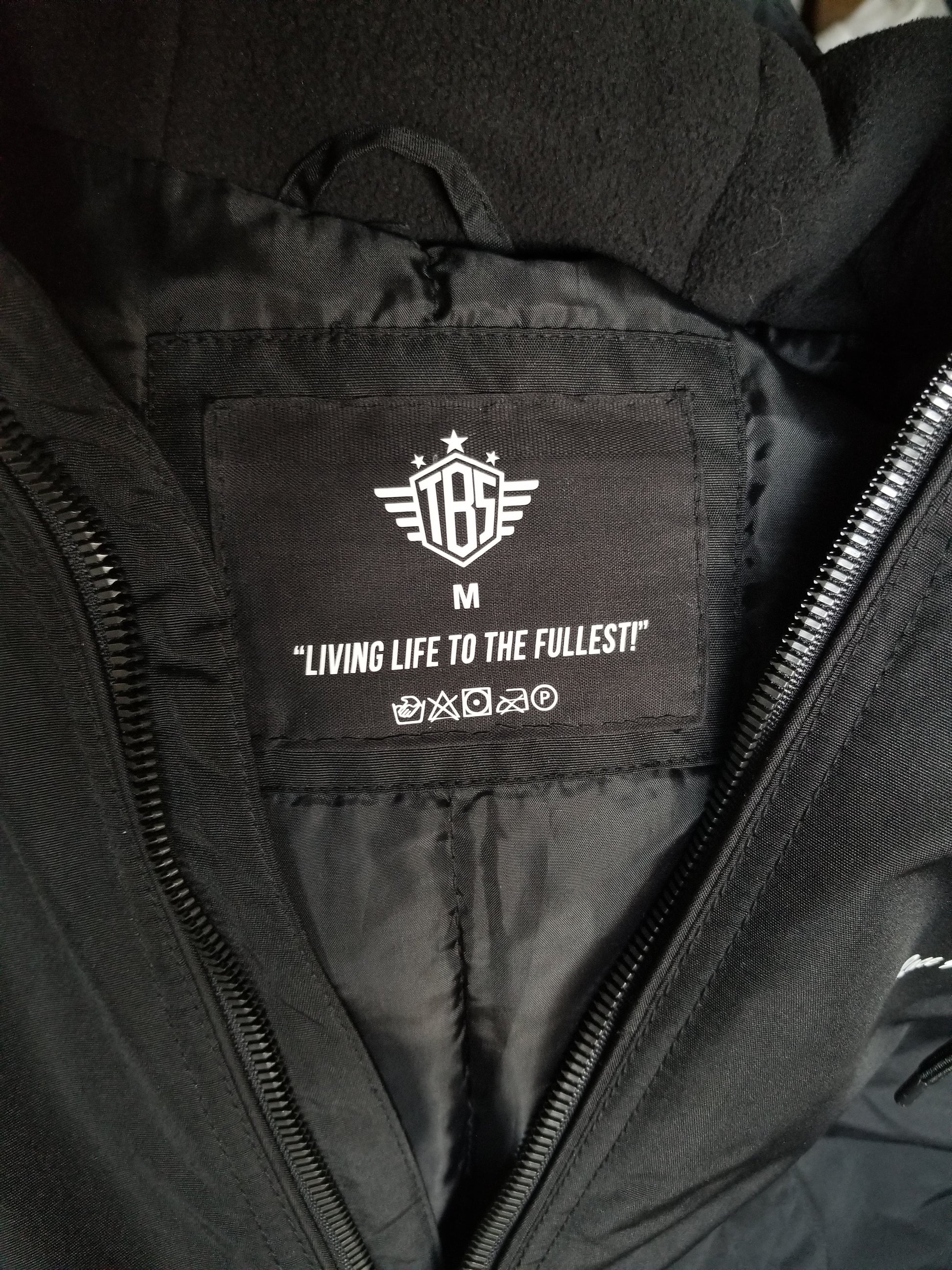 RACE YOUR LIFE! - WINDBREAKER COAT - Thebrapshop