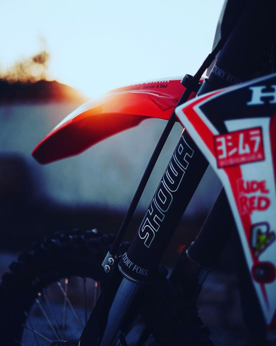 SHOWA FULL FORK KITS - Thebrapshop