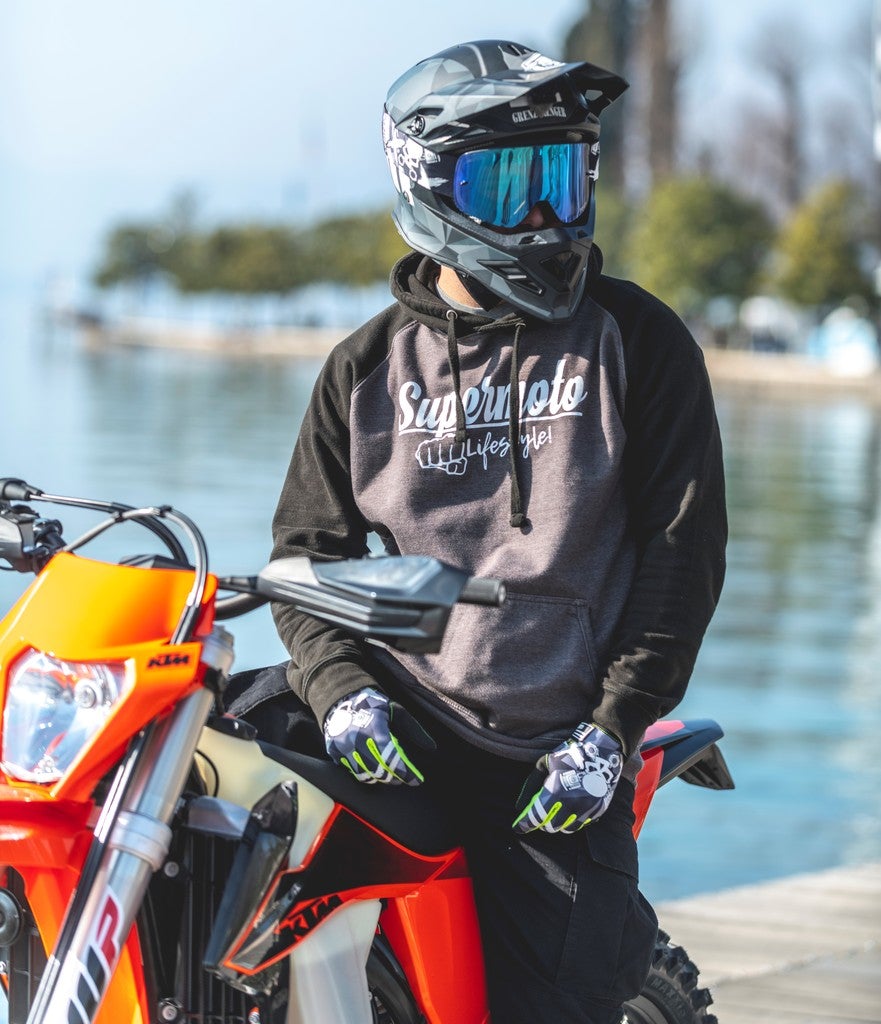 SM LIFESTYLE - BLACK HOODIES - Thebrapshop