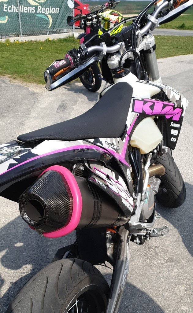 UNIVERSAL EXHAUST PROTECTOR - Thebrapshop